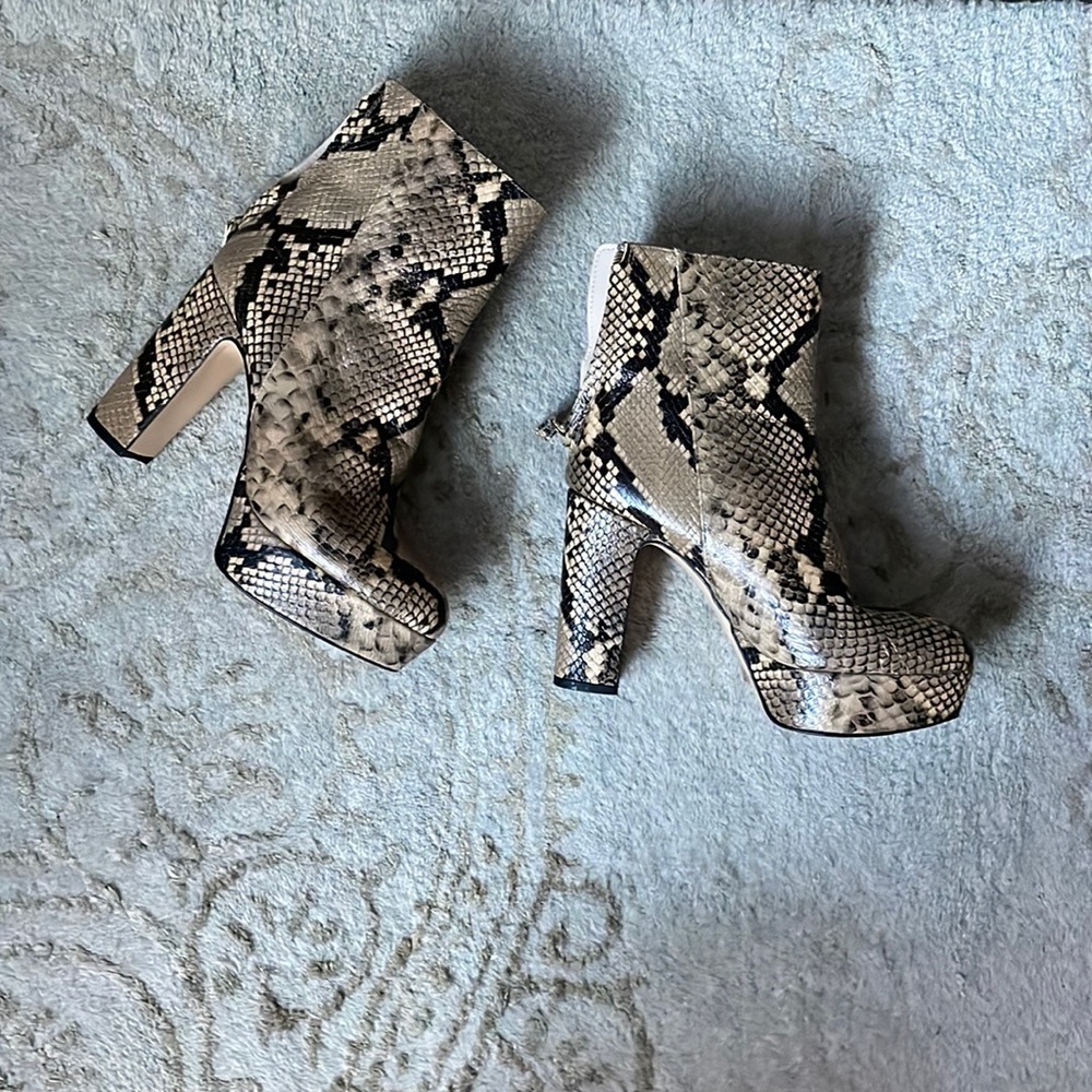 Zara boots